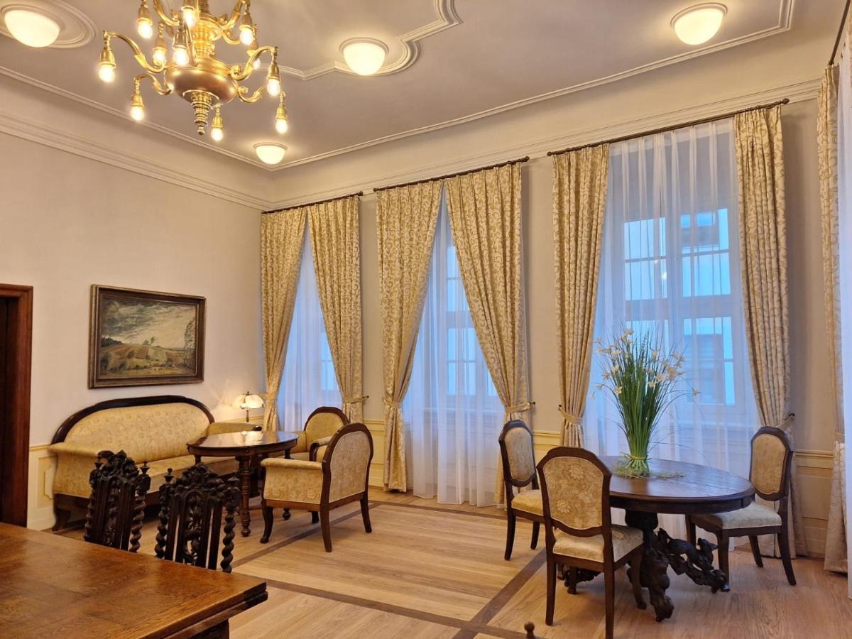 Stadtpalais Koenigssuite Maximal 2 Personen Und 1 Kleinkind * Bautzen