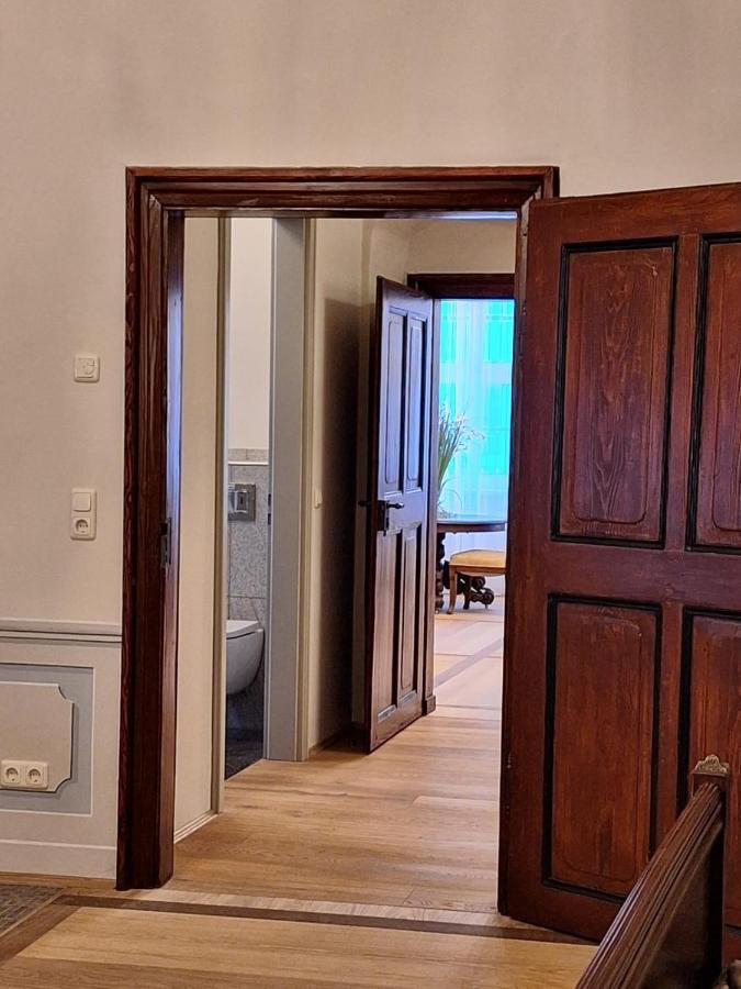 Stadtpalais Koenigssuite Maximal 2 Personen Und 1 Kleinkind Apartment *