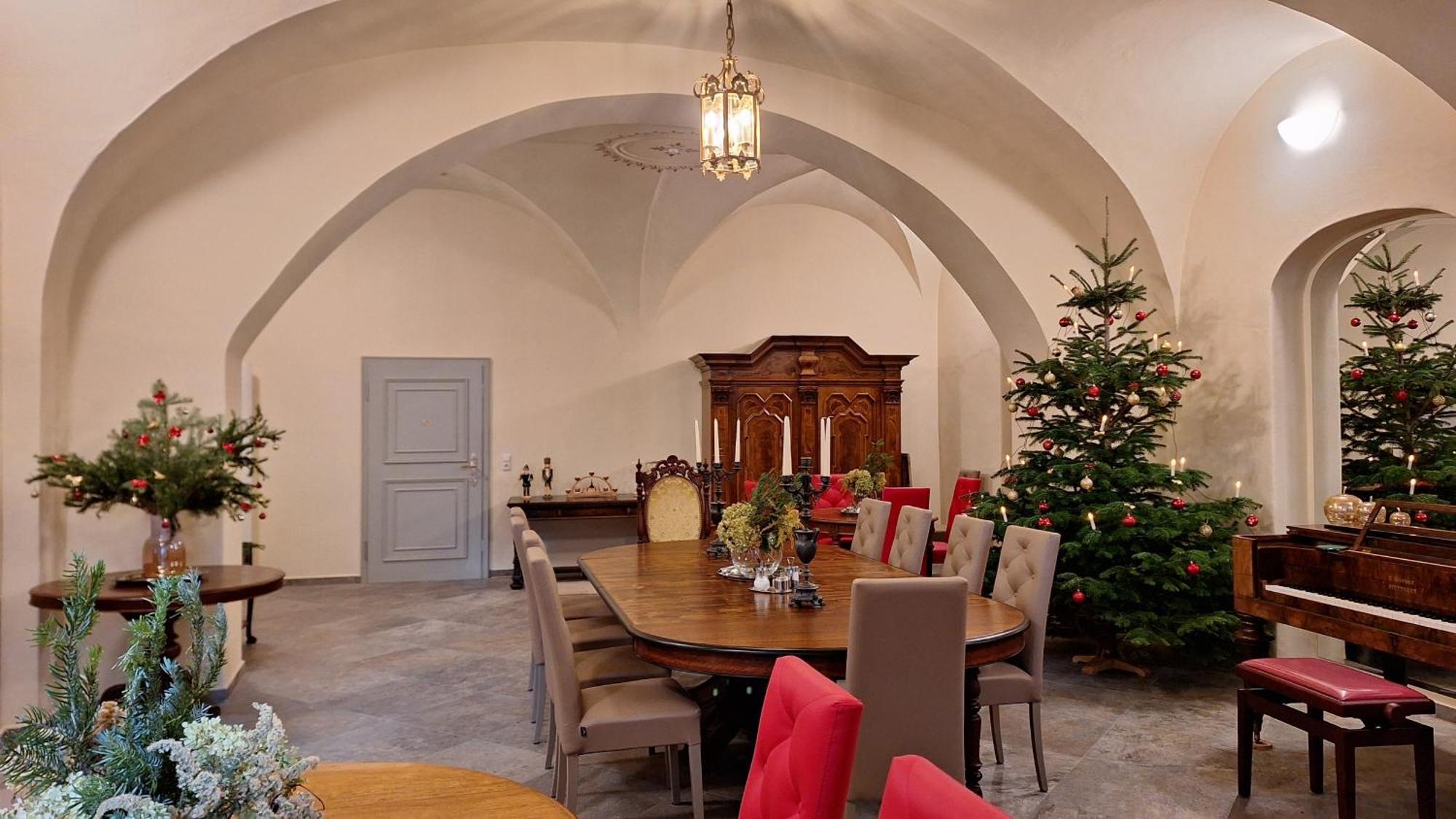 Stadtpalais Koenigssuite Maximal 2 Personen Und 1 Kleinkind Bautzen
