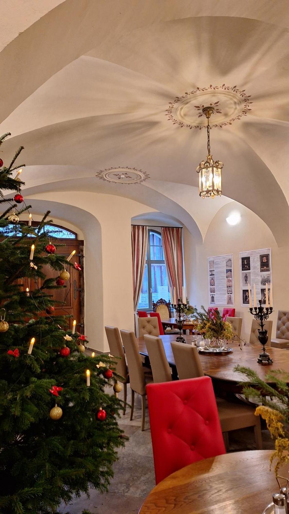 Stadtpalais Koenigssuite Maximal 2 Personen Und 1 Kleinkind Apartment Bautzen