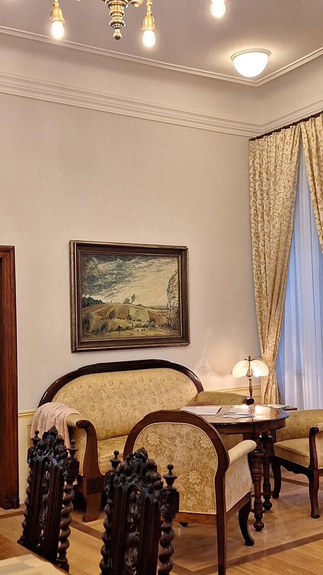 Apartment Stadtpalais Koenigssuite Maximal 2 Personen Und 1 Kleinkind *