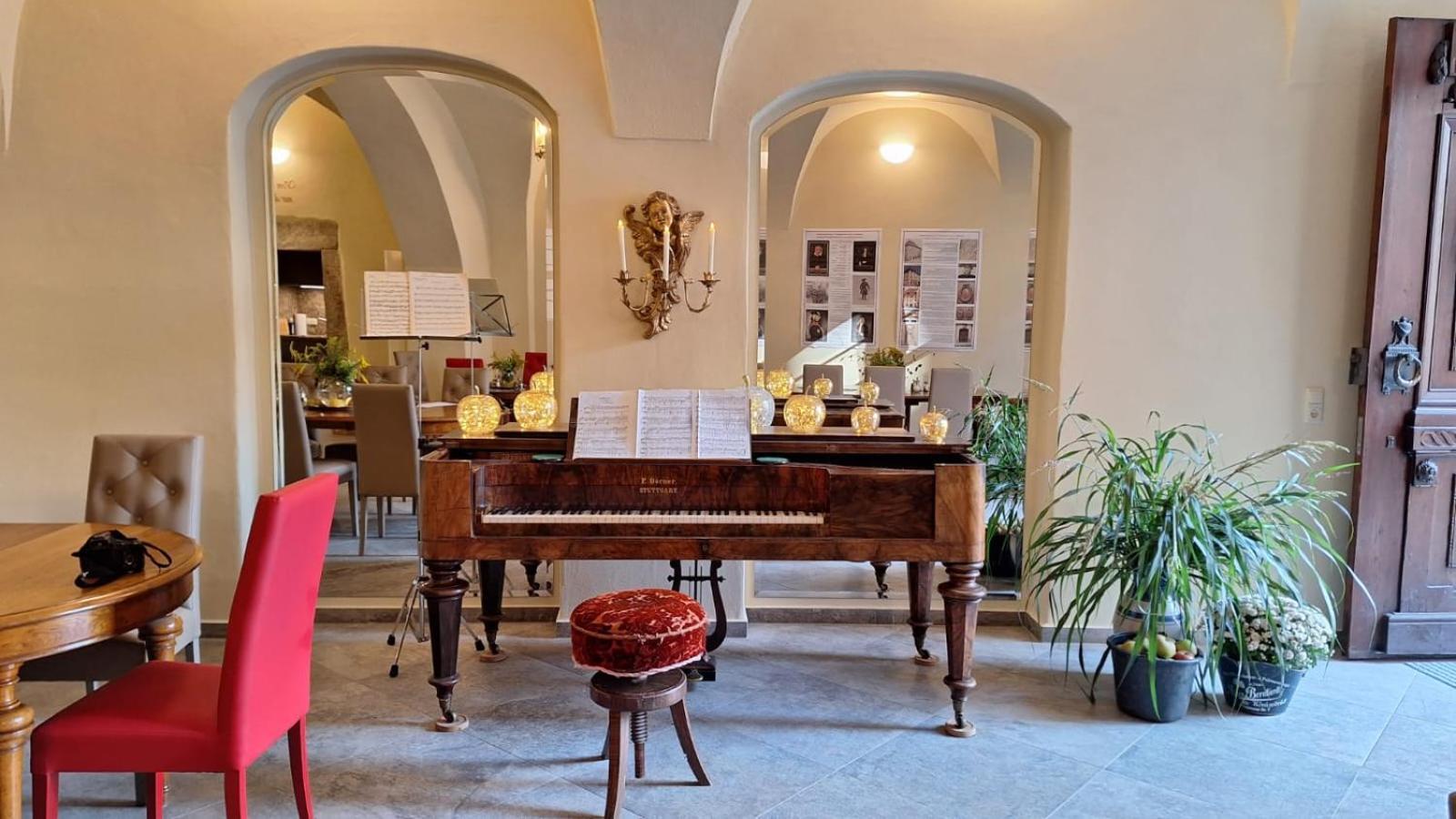 Stadtpalais Koenigssuite Maximal 2 Personen Und 1 Kleinkind Apartment *
