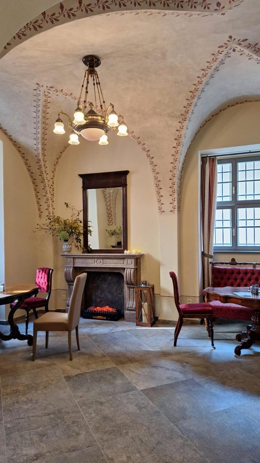 Apartment Stadtpalais Koenigssuite Maximal 2 Personen Und 1 Kleinkind