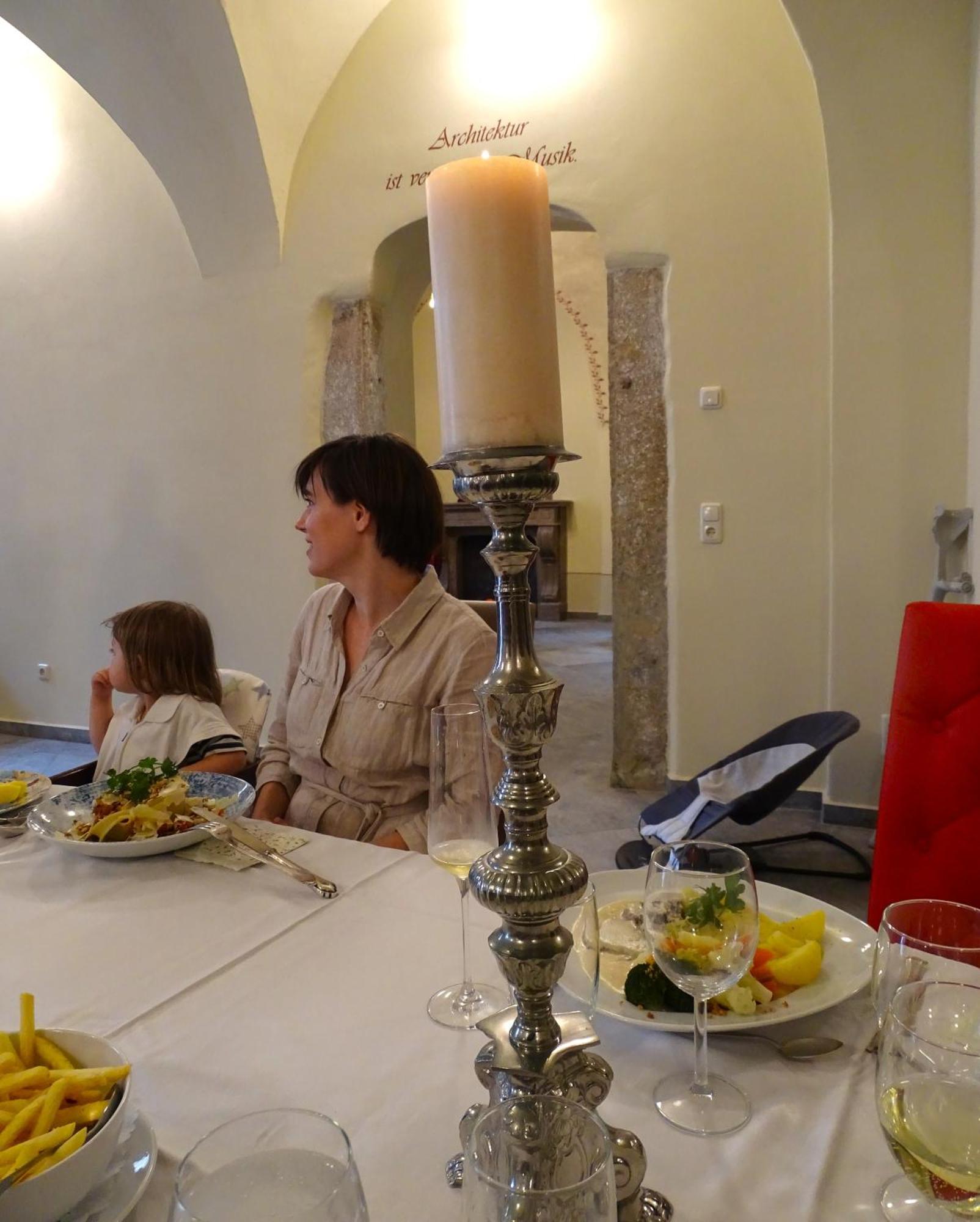 Stadtpalais Koenigssuite Maximal 2 Personen Und 1 Kleinkind